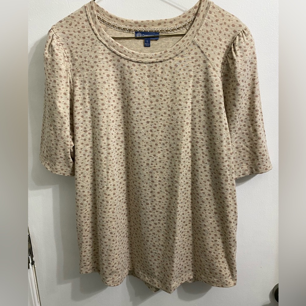 Democracy Women’s Puff Sleeve Top Size L